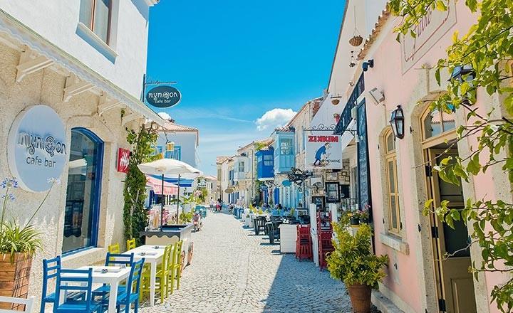 Peak Talks Küratörü Kemal Demirasal’ın Tasting Alaçatı Seçkisi
