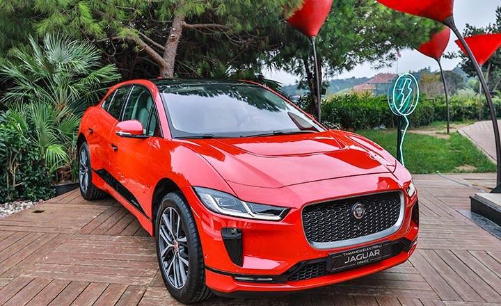 Jaguar İlk Performans SUV’u I-PACE’i Tanıttı