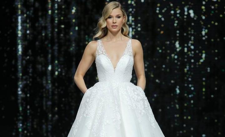 Pronovias 2020 İlkbahar/Yaz Gelinlik Modelleri