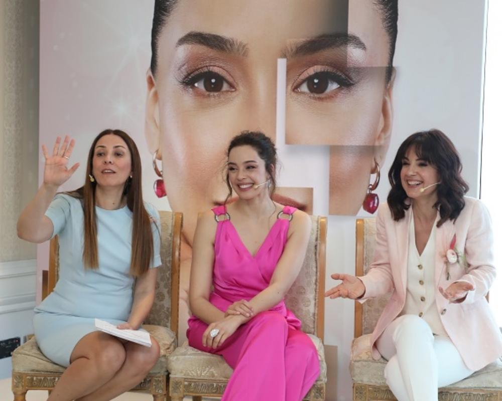 OGGUSTO ve Dilara Koçak İş Birliğinde Day2Day The Collagen Beauty Lansmanı