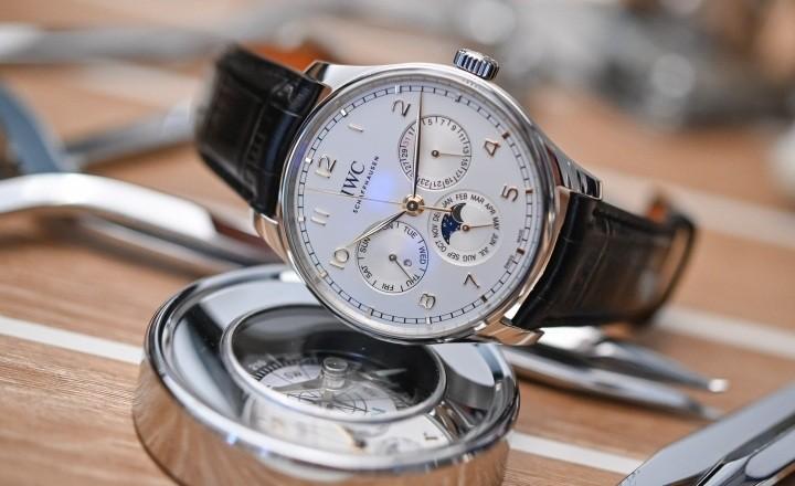 IWC Schaffhausen’in Yeni Saat Ailesi: Portugieser