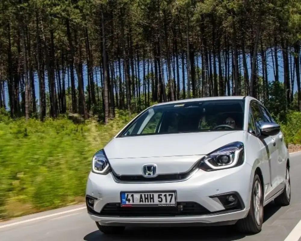 Honda Jazz Executive e:HEV Hakkında Bilmeniz Gerekenler