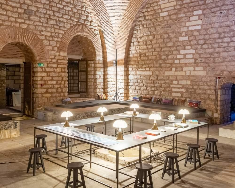 Koç Holding, İstanbul Bienali'ne 2036'ya kadar Sponsor Olacak
