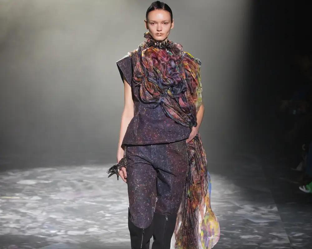 Paris Haute Couture Moda Haftası’na Atık Kumaşlar Damga Vurdu