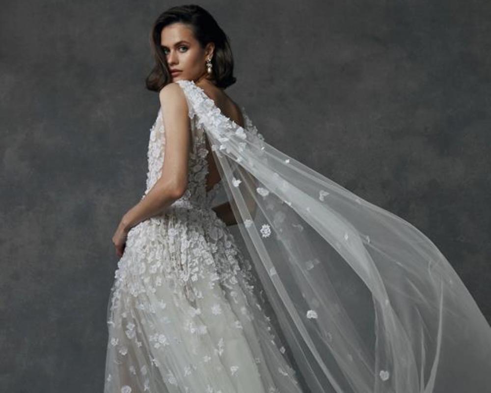 Oscar de la Renta 2023 Gelinlik Modelleri