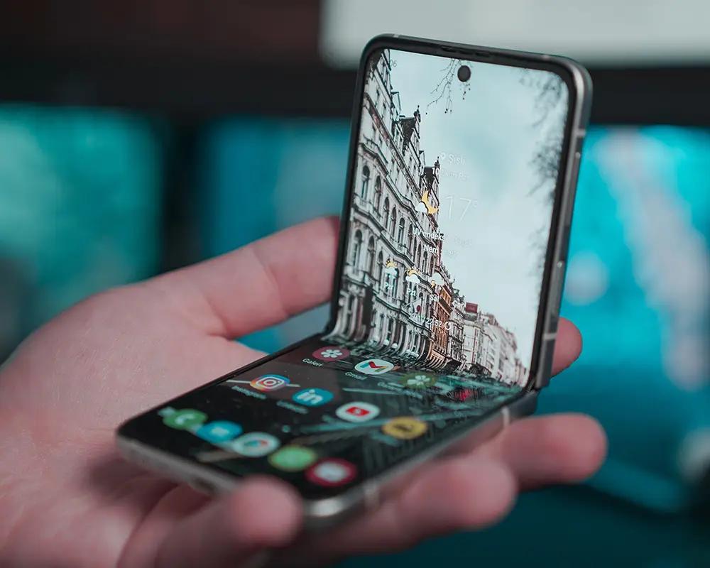 En İyi Katlanabilir Telefonlar