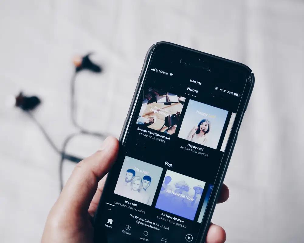 Spotify, Türkiye'de ve Dünya Genelinde En Çok Dinlenen Şarkıları Açıkladı