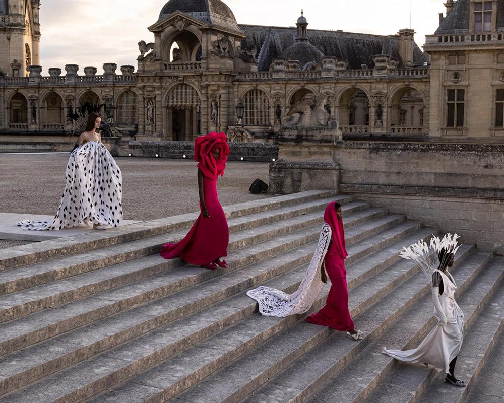 Valentino&#8217;dan Bir Metafor: “Un Château”
