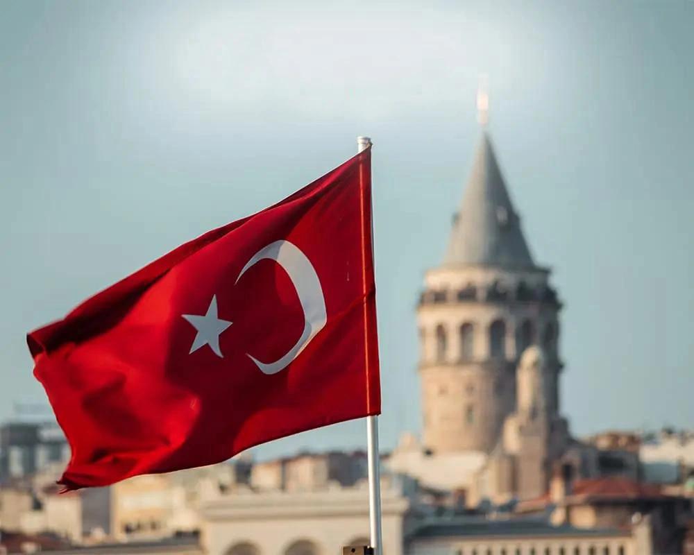 Türkiye Cumhuriyetinde İlkleri Başarmış İsimler