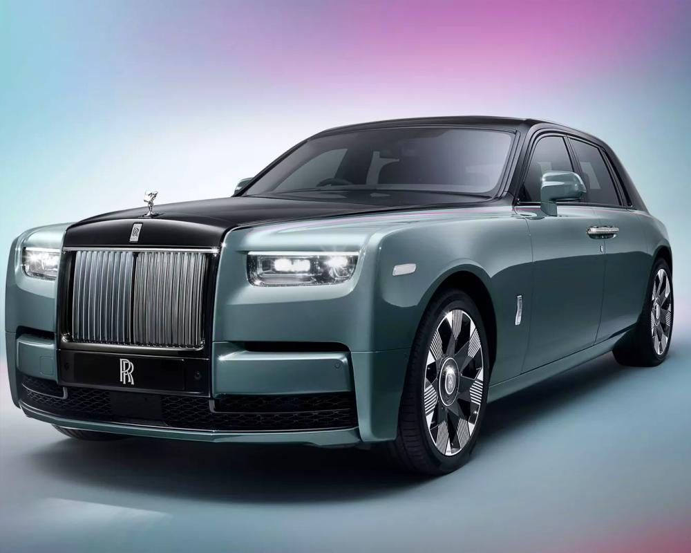 Rolls-Royce Phantom Hakkında Bilmeniz Gerekenler