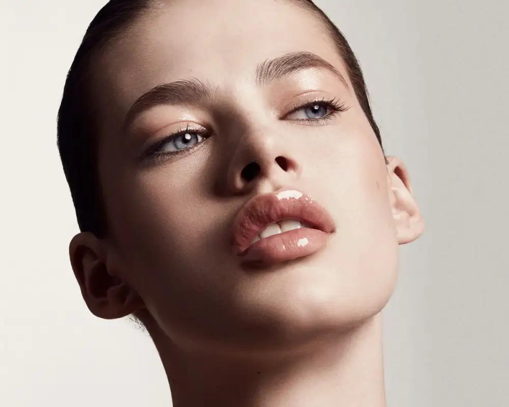 Işıltılı Dudaklar İçin En İyi Lip Glosslar