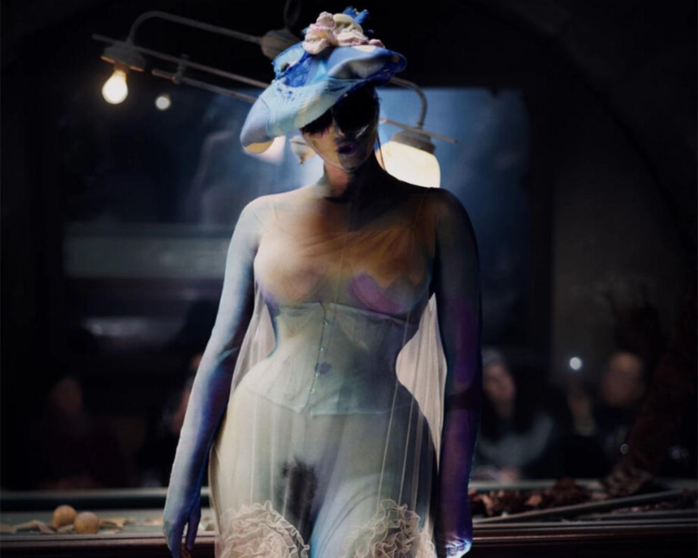 Bir Devrin Sonu: John Galliano Maison Margiela&#8217;dan Ayrıldı