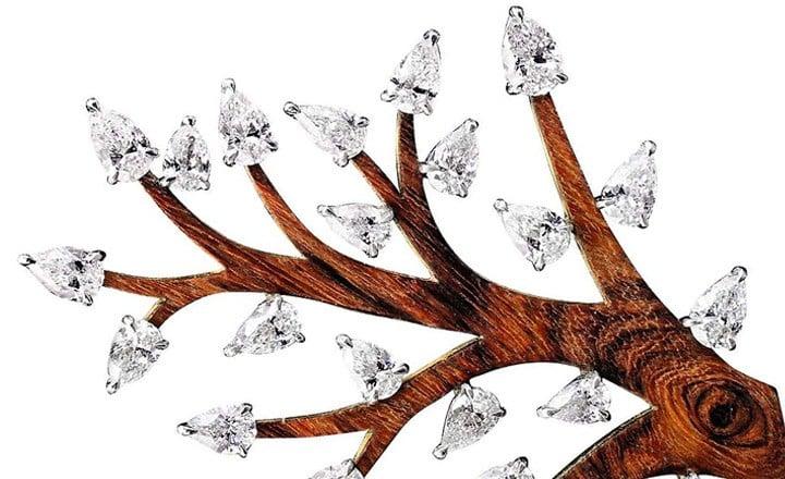 Sotheby’s Diamonds Ağaç Broşlar Sergisi