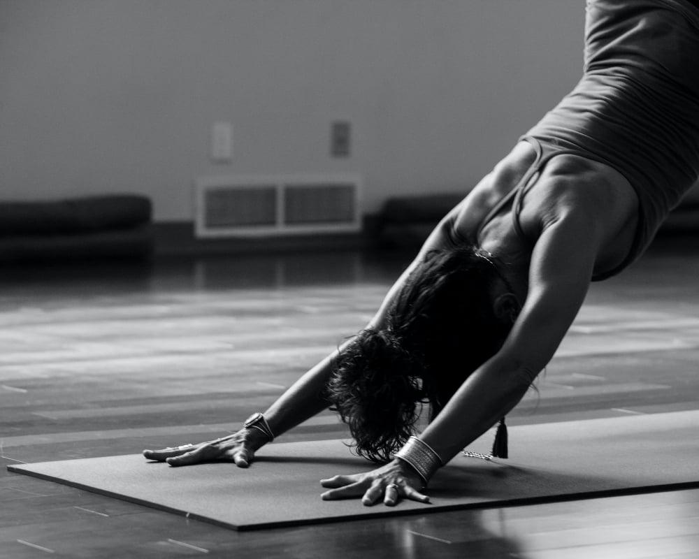 Duygusal Detoks için Yoga Pozları Serisi
